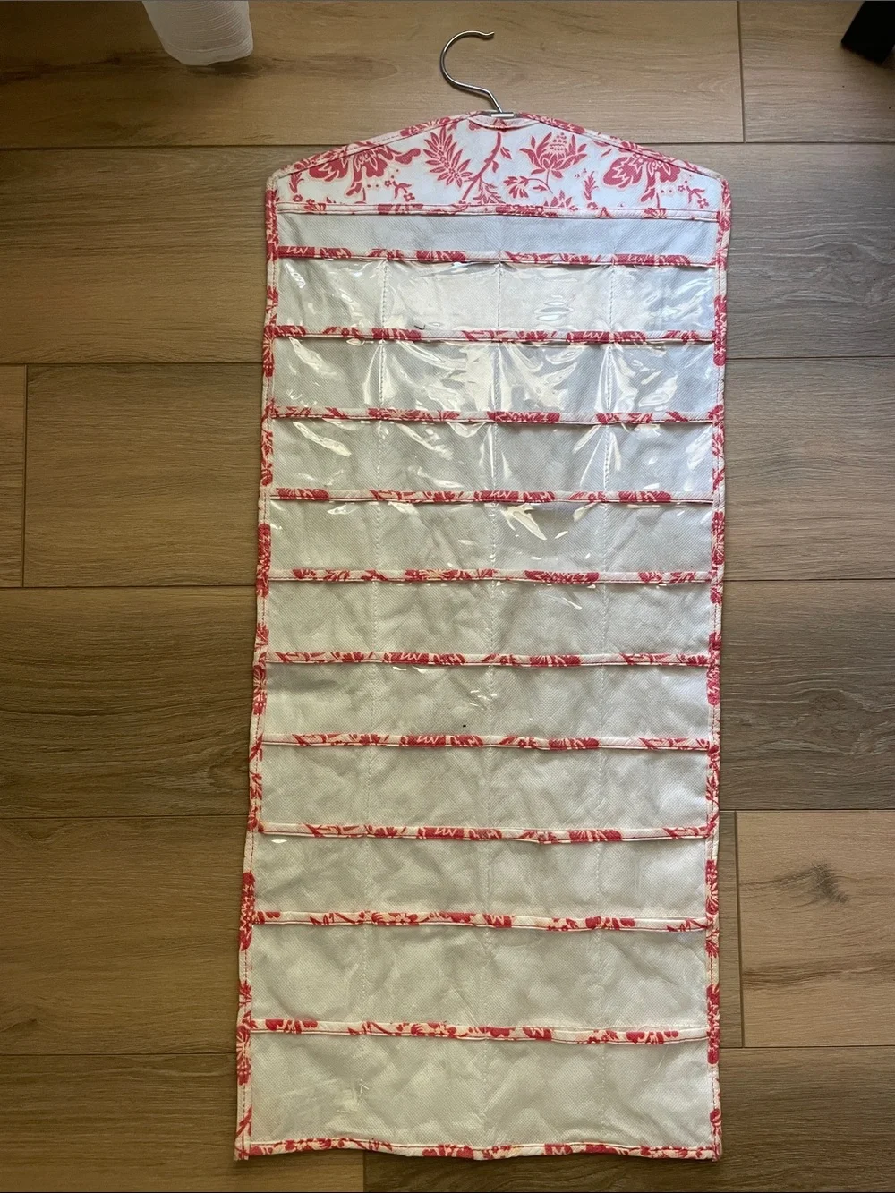 Hanging Jewelry Organizer with Clear Pockets - White & Red